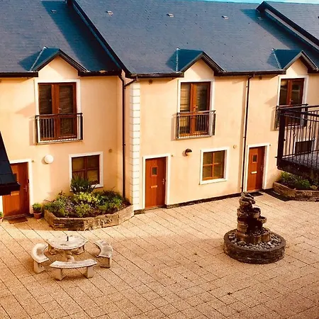 Treasure Box Retreat 3* Clifden